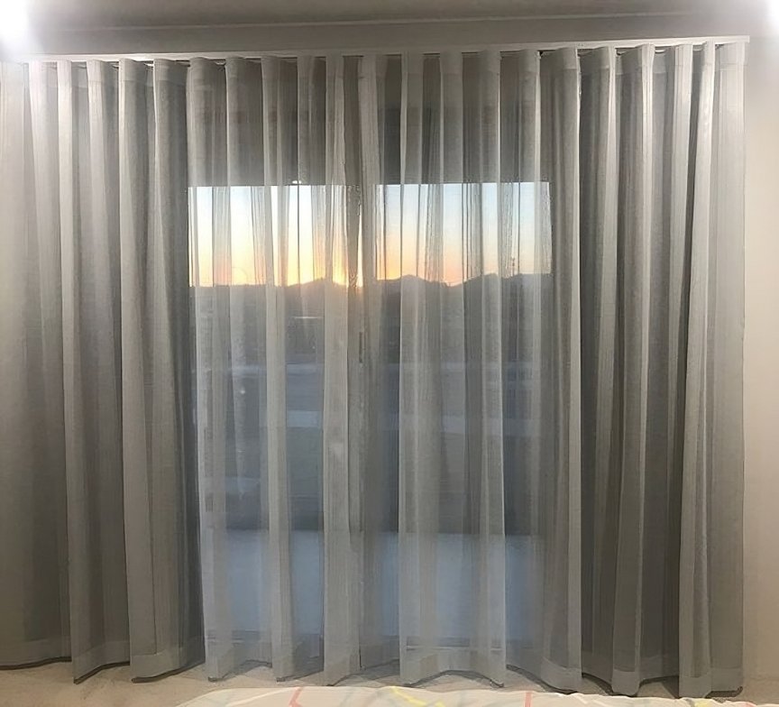 Wave Curtains in Dubai